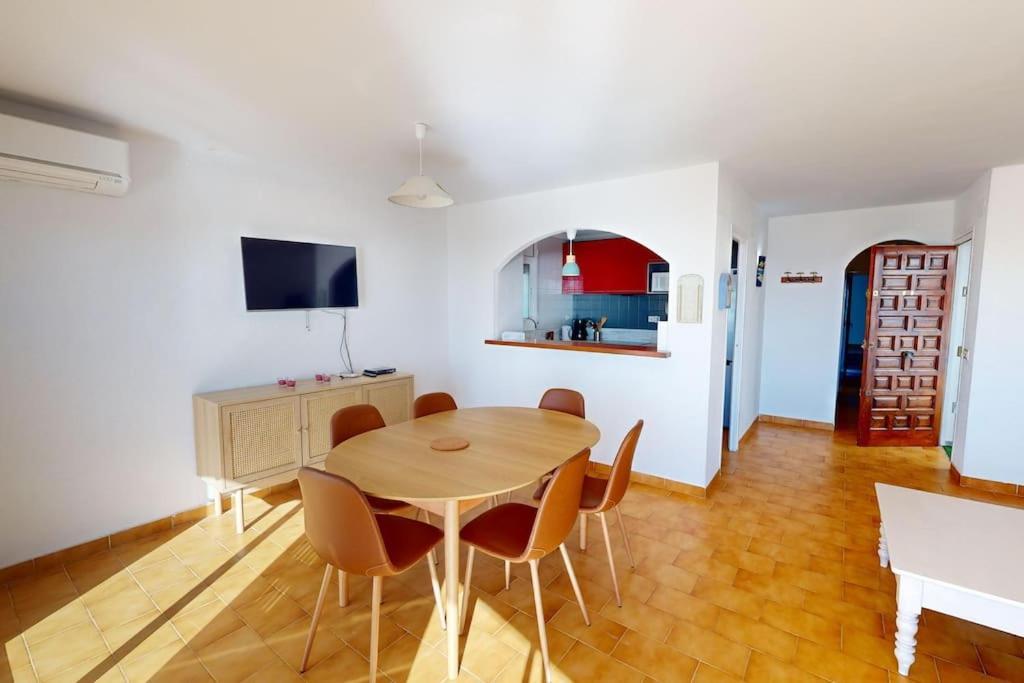 Appartement 65 M2 ,Piscine Vue Mer Roses Kültér fotó