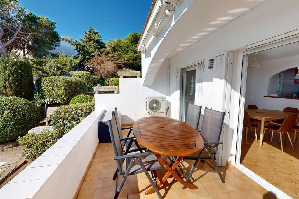 Appartement 65 M2 ,Piscine Vue Mer Roses Kültér fotó